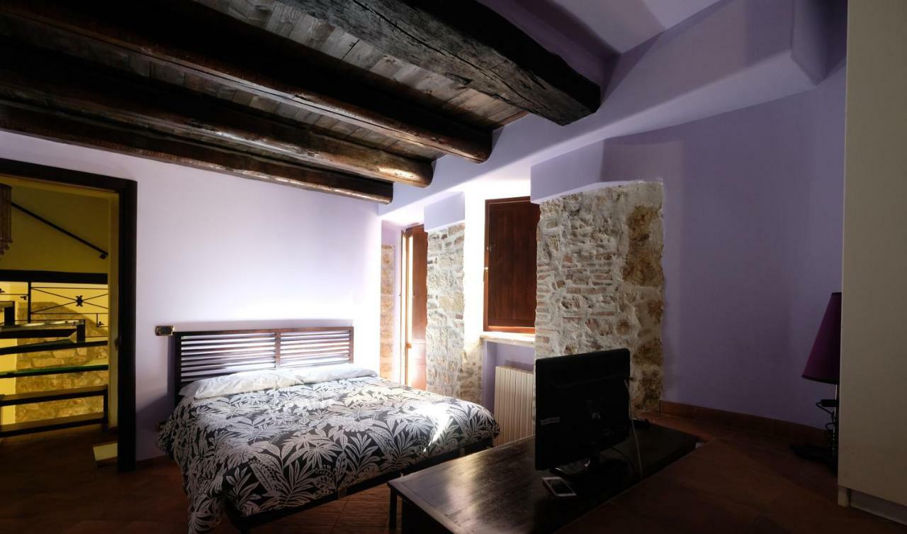 Residenza Sant'Andrea Hotel กัมโปบัสโซ ภายนอก รูปภาพ